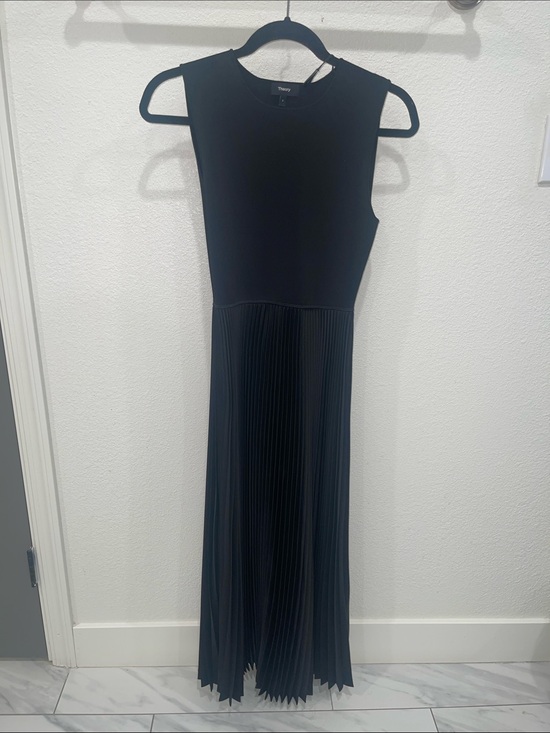 Theory Dresses & Skirts - Theory Black Sleeveless Pleated Midi Dress